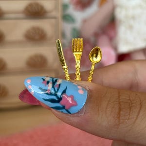 Miniature Gold Cutlery set, dollhouse miniature, dollhouse accessories and dollhouse decorations