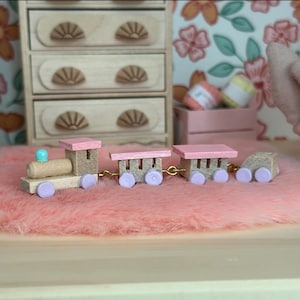 Miniature Wooden Train: Dollhouse Accessory