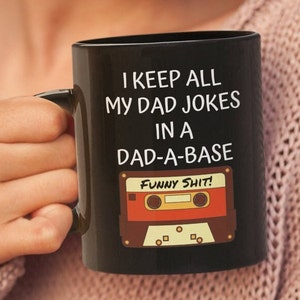 Vatertagsgeschenke, lustiges Papa-Geschenk, Papa-Witz-Becher, Dad-A-Base, Papa-Becher lustig, Geburtstags-Papa-Becher, Geschenkideen für Papa.
