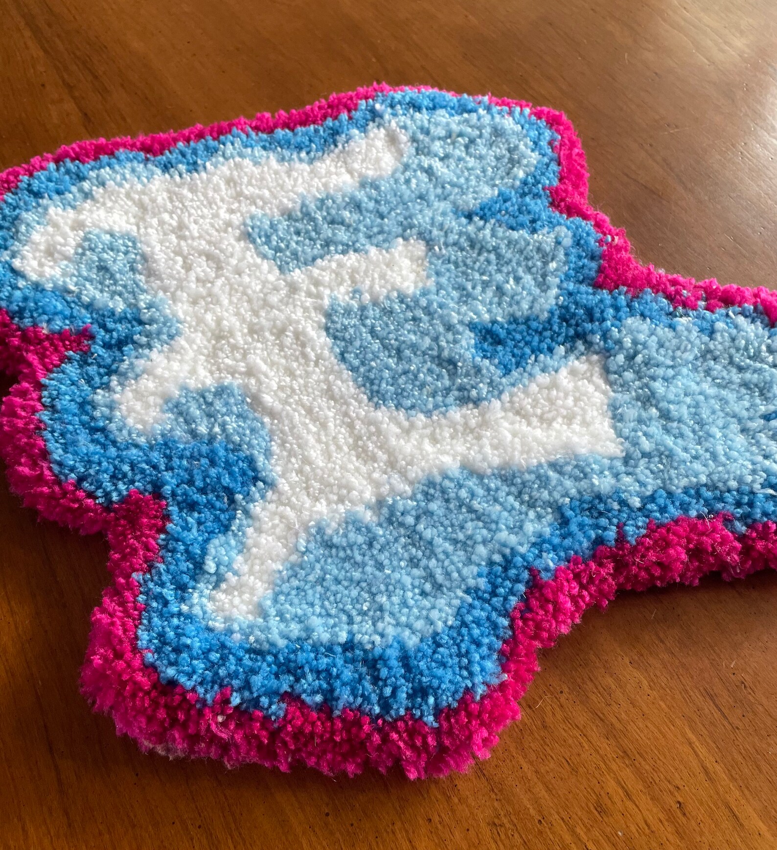 Mini Blackletter E Tufted Rug - Etsy