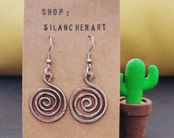 Minimalist 14g Thick copper hammered spiral earrings/fashion/Retro/Vintage earring/Handmade colour earrings/dangle
