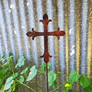 Rusted Metal Cross Garden Yard Stake - Religious Spiritual Sculpture - Cemetery sympathy gift