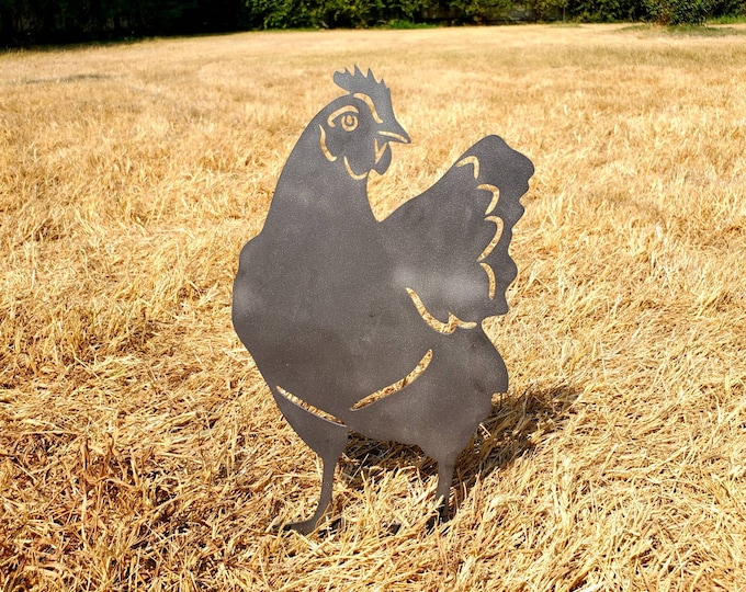 Metal Chicken Yard Art/ Rusty Hen / Chicken Garden Decor / Chicken Gift ...