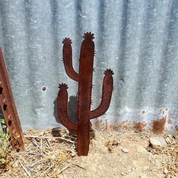 Metal Saguaro Cactus Yard Art |  Rusty Desert Garden Stake | Southwestern Succulent Outdoor Yard Decoration