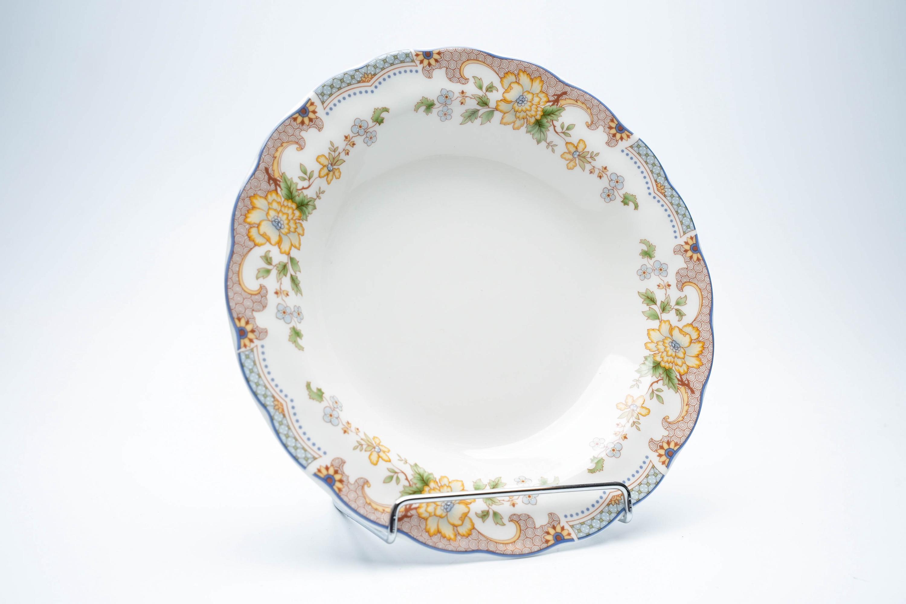 Royal Doulton Fine China Temple Garden TC1137 Deep Plate – The Majestic Collection (1982)