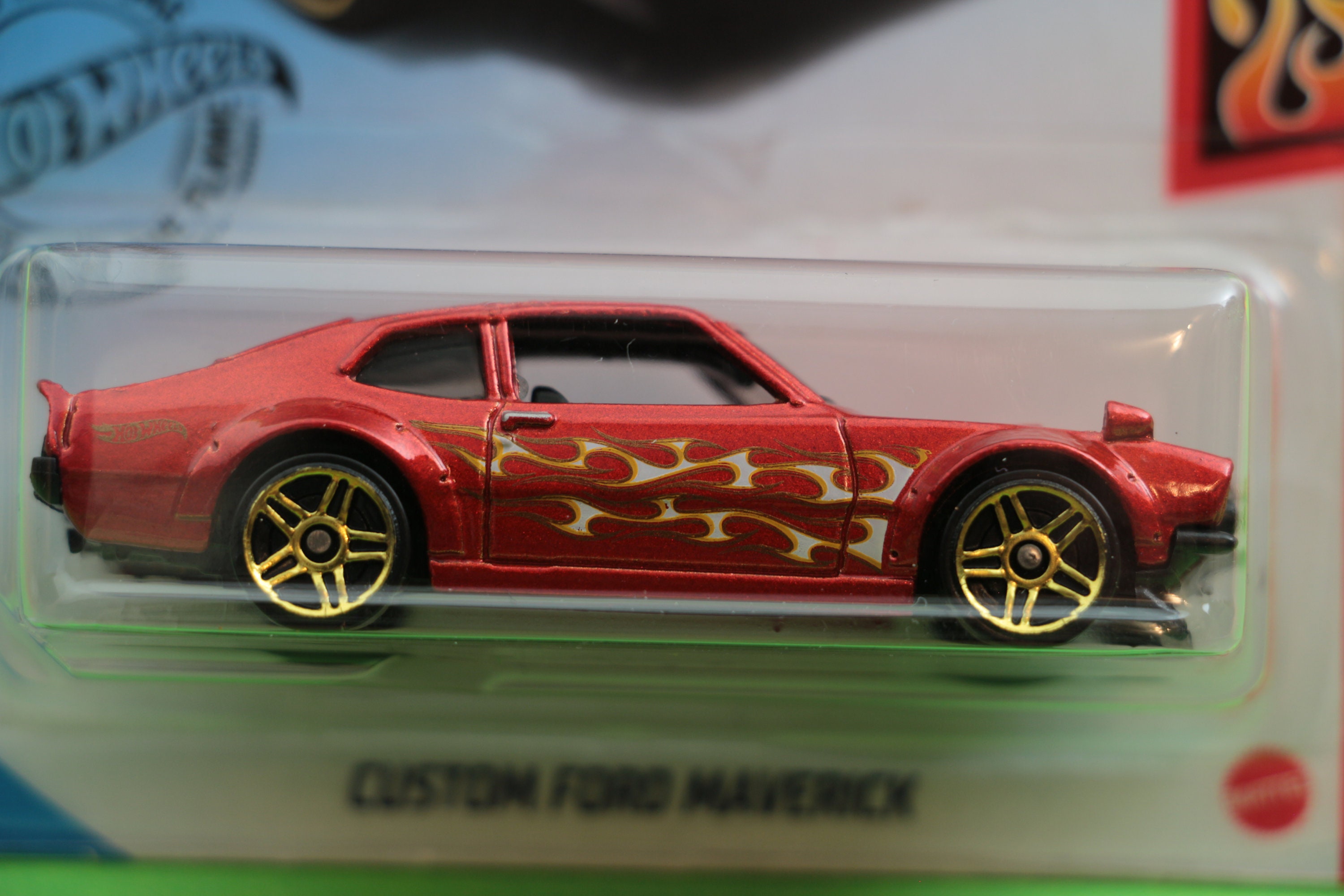 Hot wheels custom ford maverick red 2025