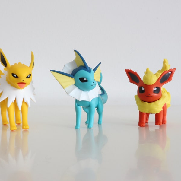 Pokemon figures Eevee, Vaporeon, Flareon (year 2017)