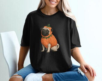 Maglietta Comfort Colors® con stampa di un carlino e una zucca per Halloween / Regalo per amanti dei cani, grafica autunnale vintage, maglietta con simpatici animali, regalo per la mamma di un carlino