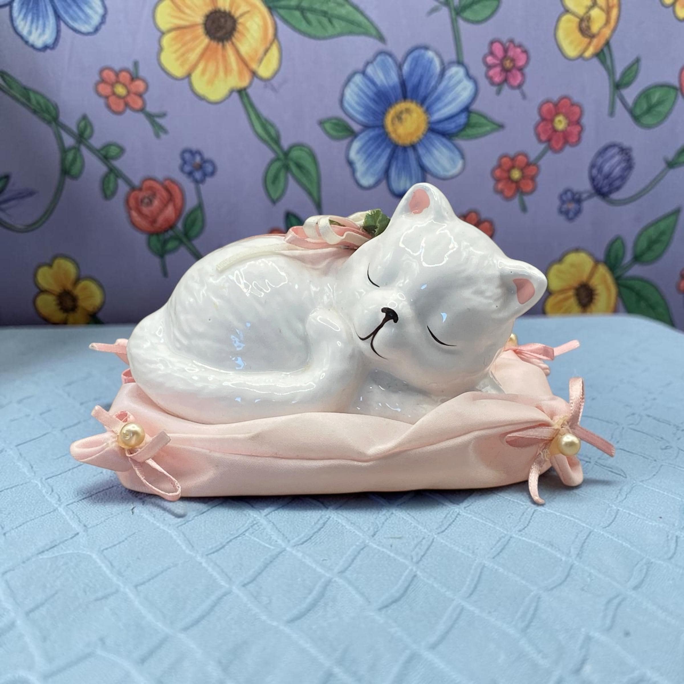 Vintage Porcelain Sleeping Cat - Etsy - Page 5