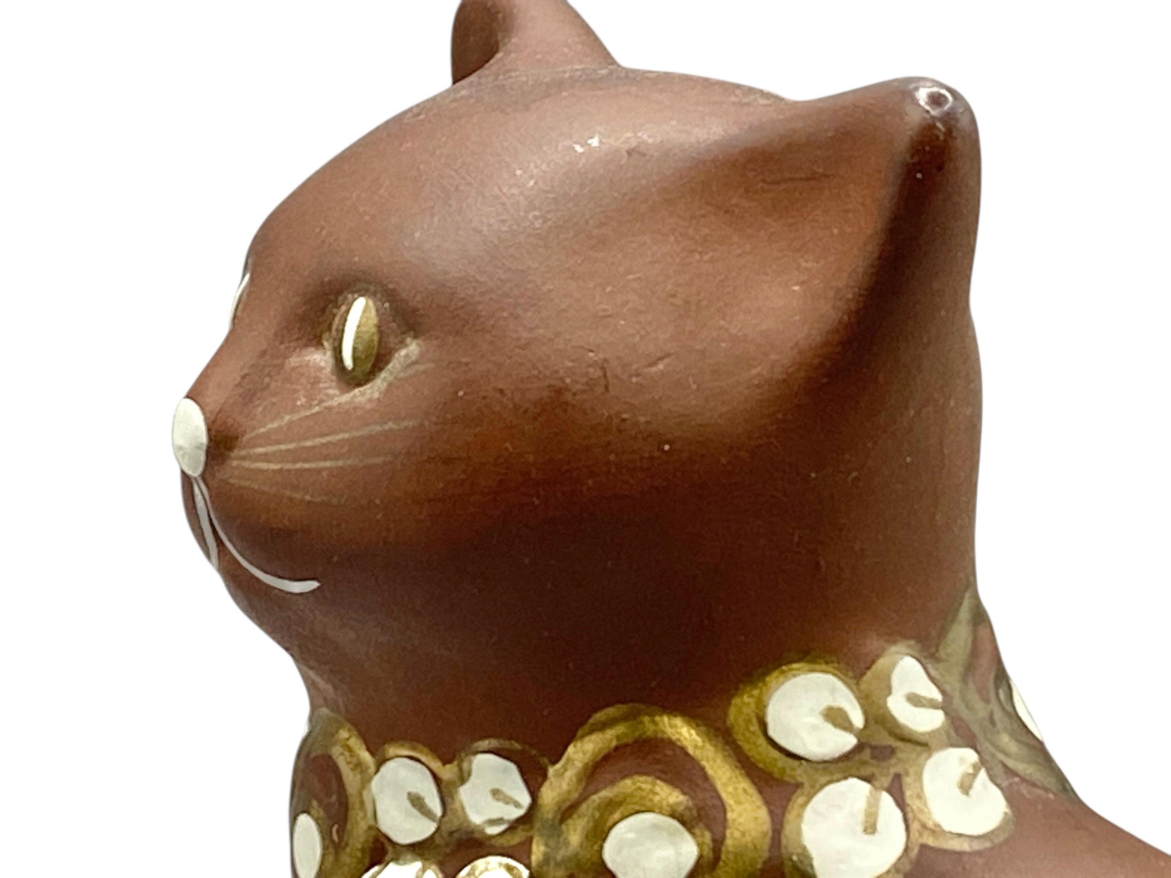 Guldkroken の珍しいスウェーデン製ヴィンテージ陶器猫。茶色に金色の