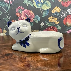 Blue & White Vintage Porcelain Cat Soap Dish with Blue Rosette, Hand Painted, Estimated to Be from the 1970s-1980s.