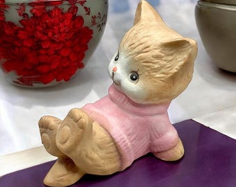 パーク・ローズ・ブリドリントン陶器の猫の置物：釉薬花模様の陶器