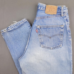 Calça jeans Levi&#39;s 901 Vintage W28 L32, feita nos EUA, lavagem clara, cintura 28, para mulheres