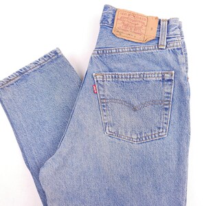 Levi&#39;s 901 Fabricado nos EUA W26 L29 Jeans vintage com lavagem esmeralda Levis na etiqueta W29 L30 Único e raro! Levi&#39;s 901 feminino com lavagem azul claro anos 80, 26/29, xxs xs