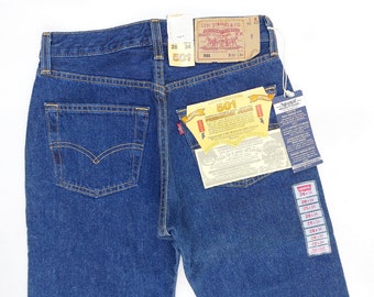 Made in USA new Levi's 501 Vintage Deadstock with Tags W28 L34 Actual Size Measured W27-68cm L34-86cm. Levi's 501 dark blue 90s rare