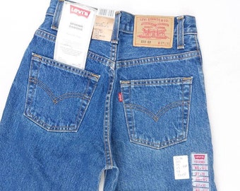 Levi&#39;s 533 Vintage Deadstock with Tags W27 L30 Actual Size Measured W25,5-65cm L29,5-75cm. Perfect Condition! Levi&#39; 501 blue wash 80s