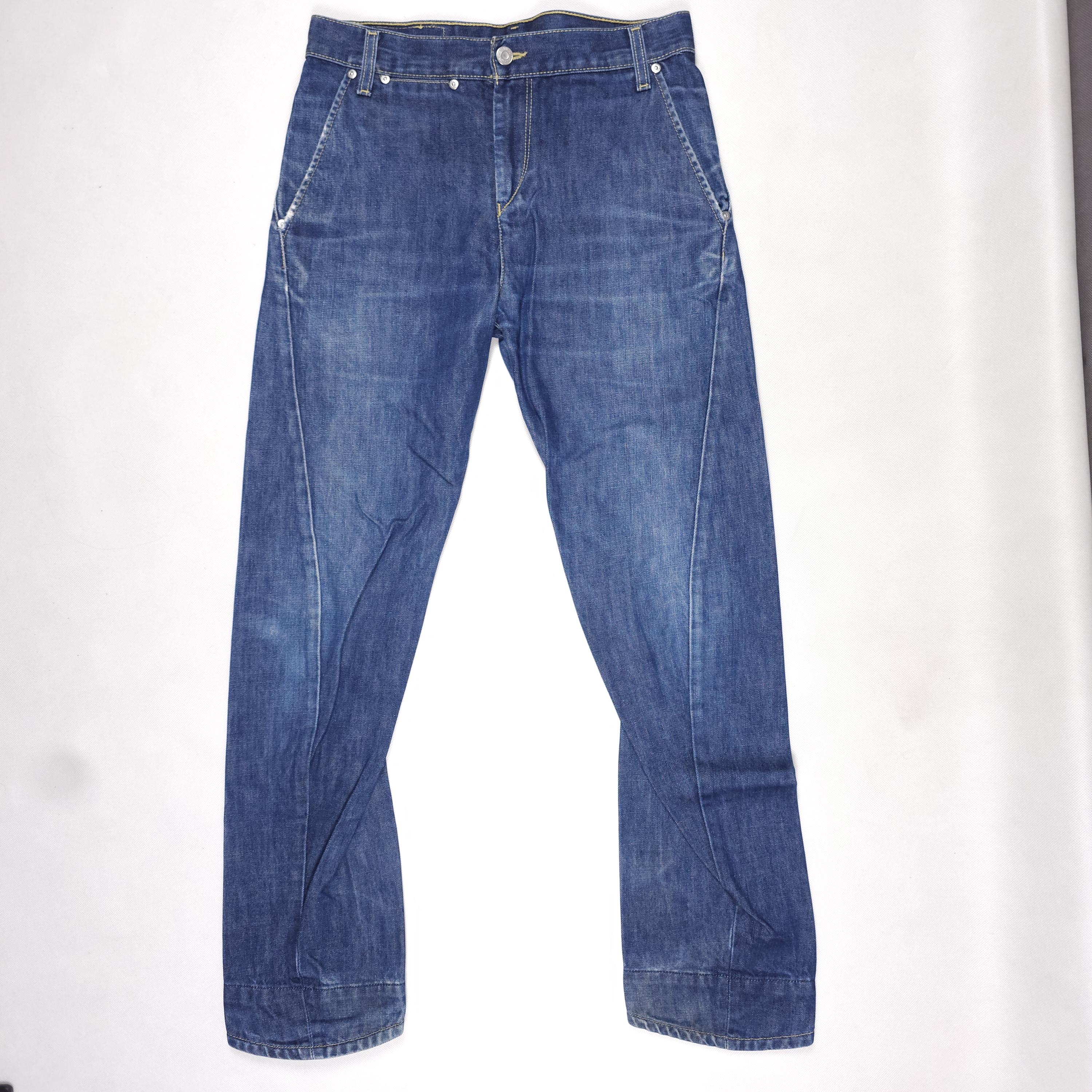 Vintage Levi's Engineered 30/30 Jeans 00004 Vintage Levi's 843 W30