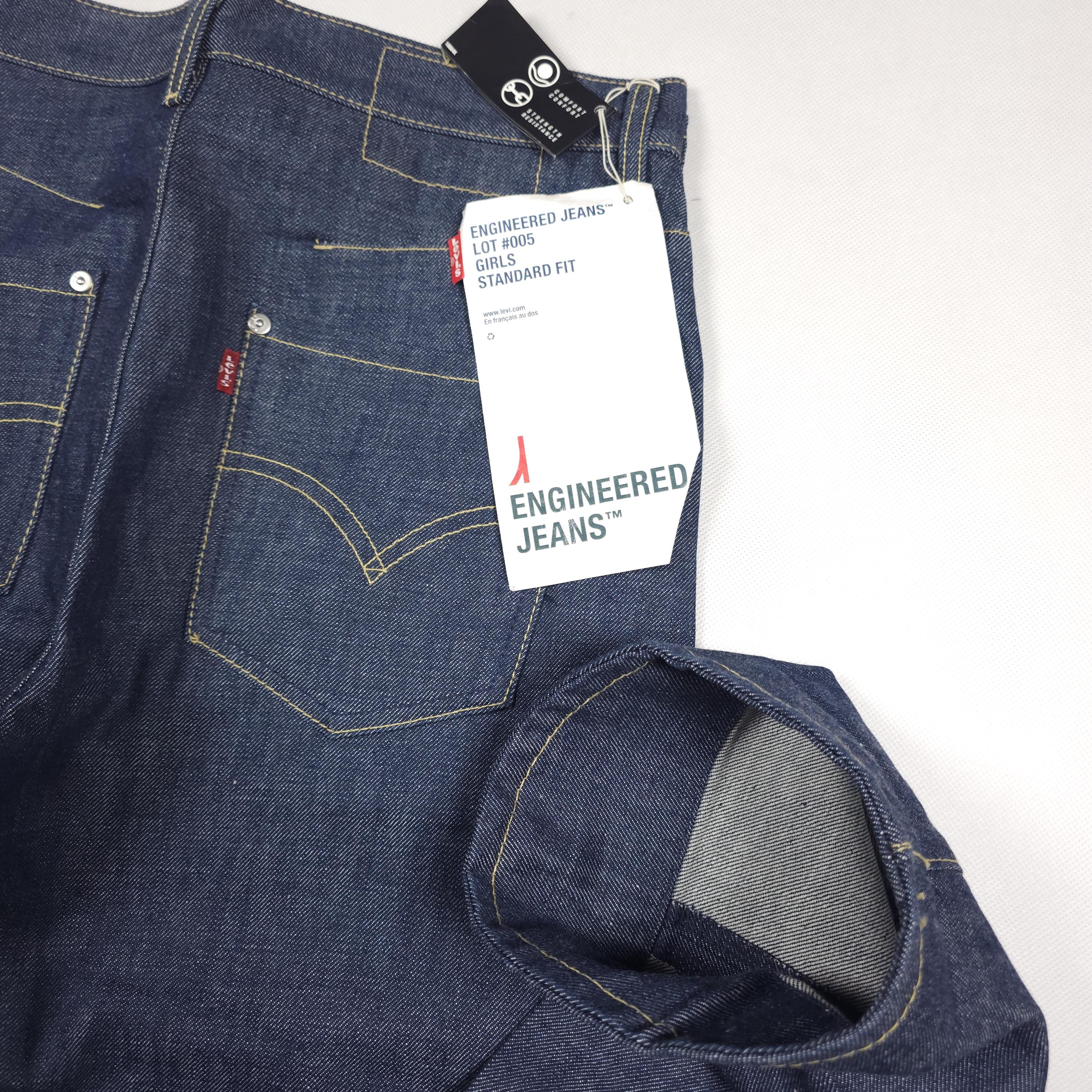 New Deadstock Levi's Engineered 30/33 Jeans 00005 Vintage Levi's