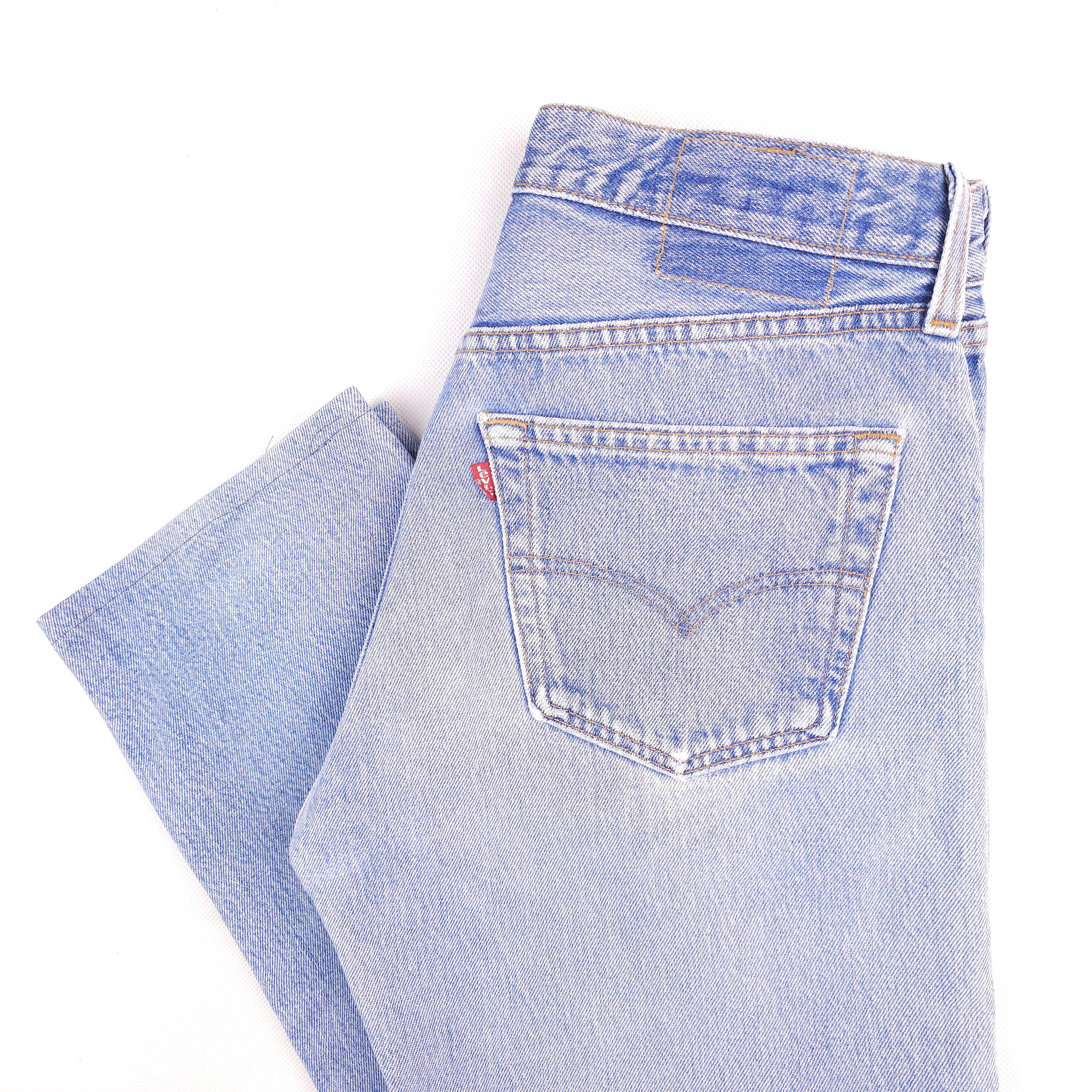 Made in USA Vintage Levi's 501 W29 L29,5 Light Blue Jeans Faded