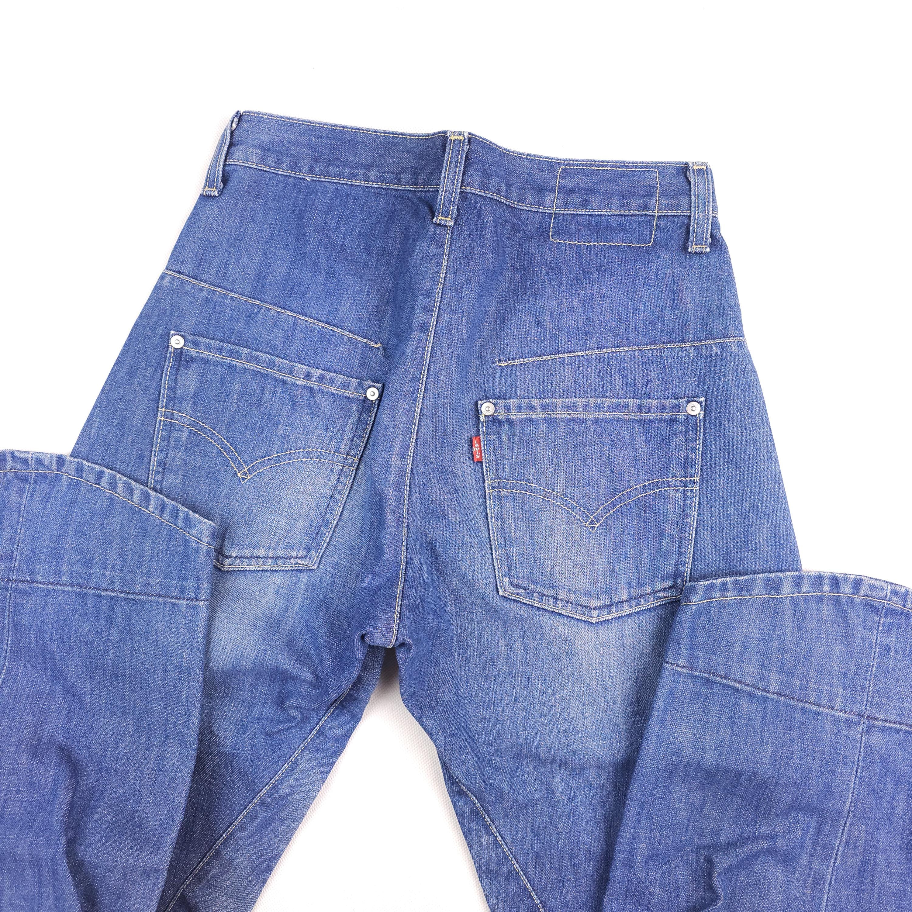 Vintage Levi's Engineered 28/30 Jeans 00001 Vintage Levi's Vintage Levi's Engineered 28/30 Jeans 00001 Vintage Levi's