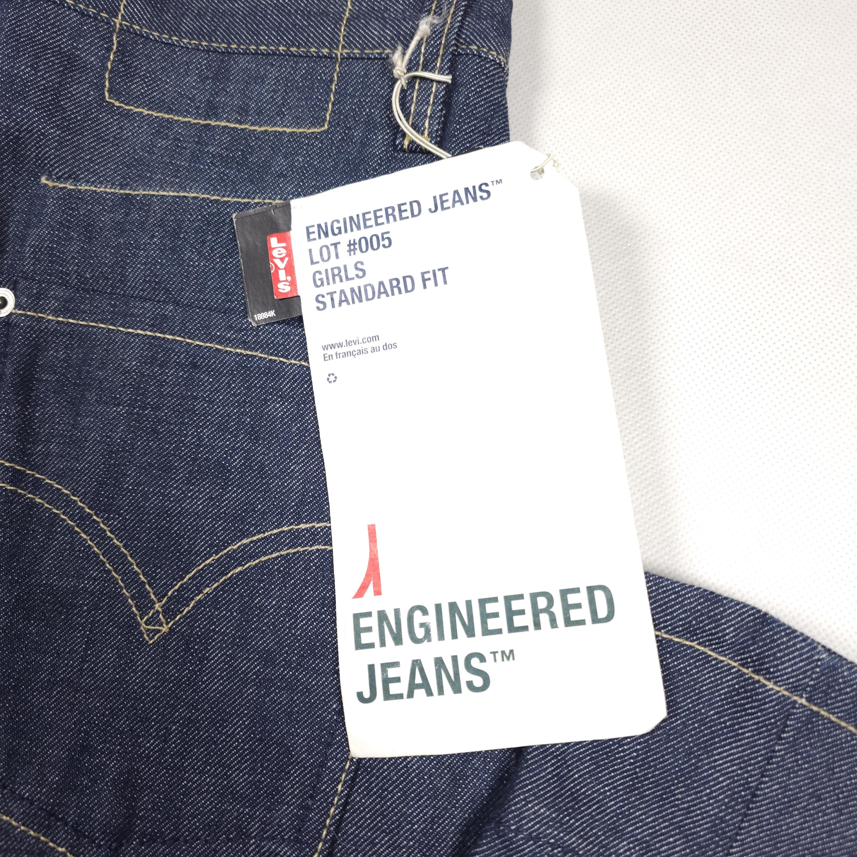 New Deadstock Levi's Engineered 28/34 Jeans 00005 Vintage Levi's