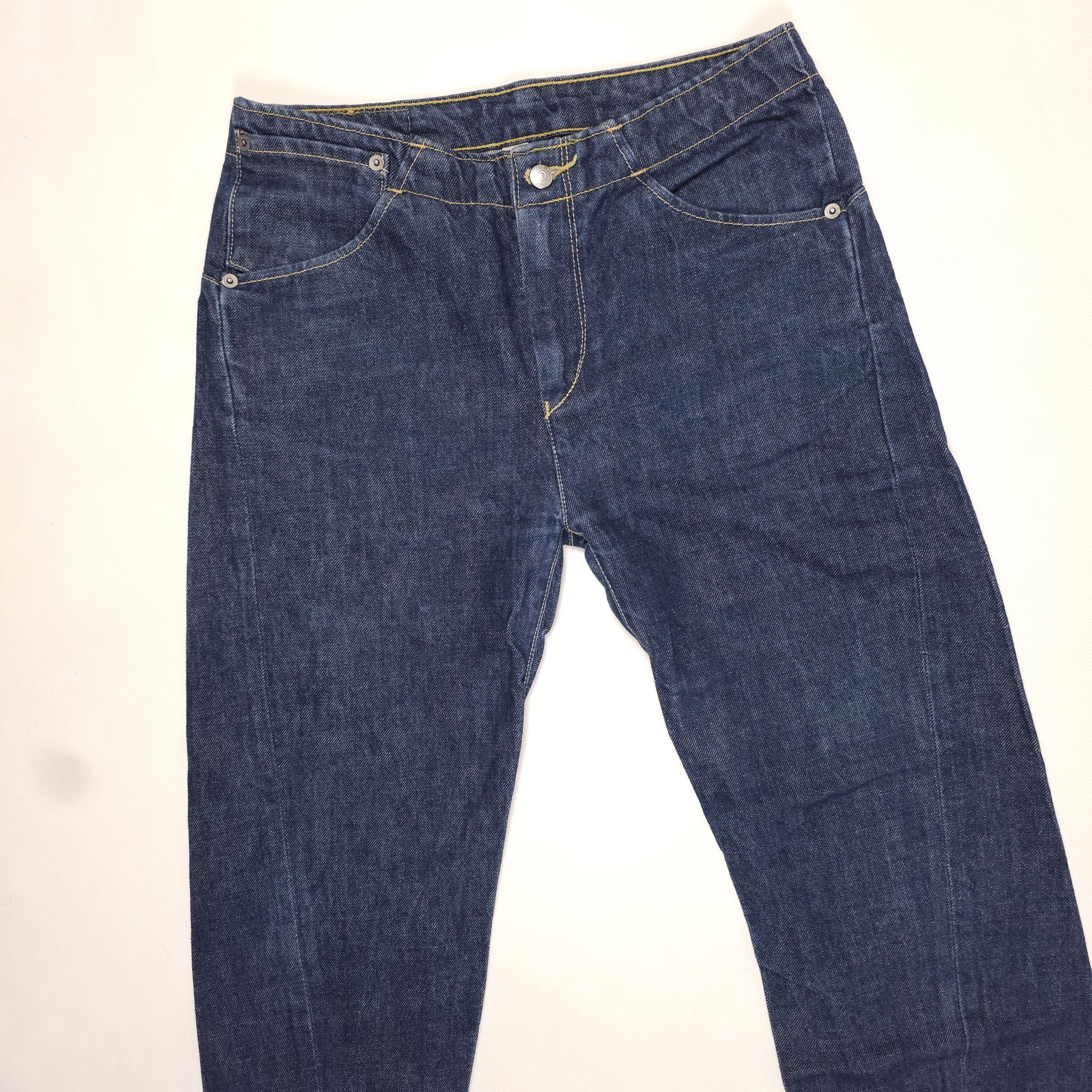 Vintage Levi's Engineered 28/26,5 Jeans 00004 Vintage Levi's 835