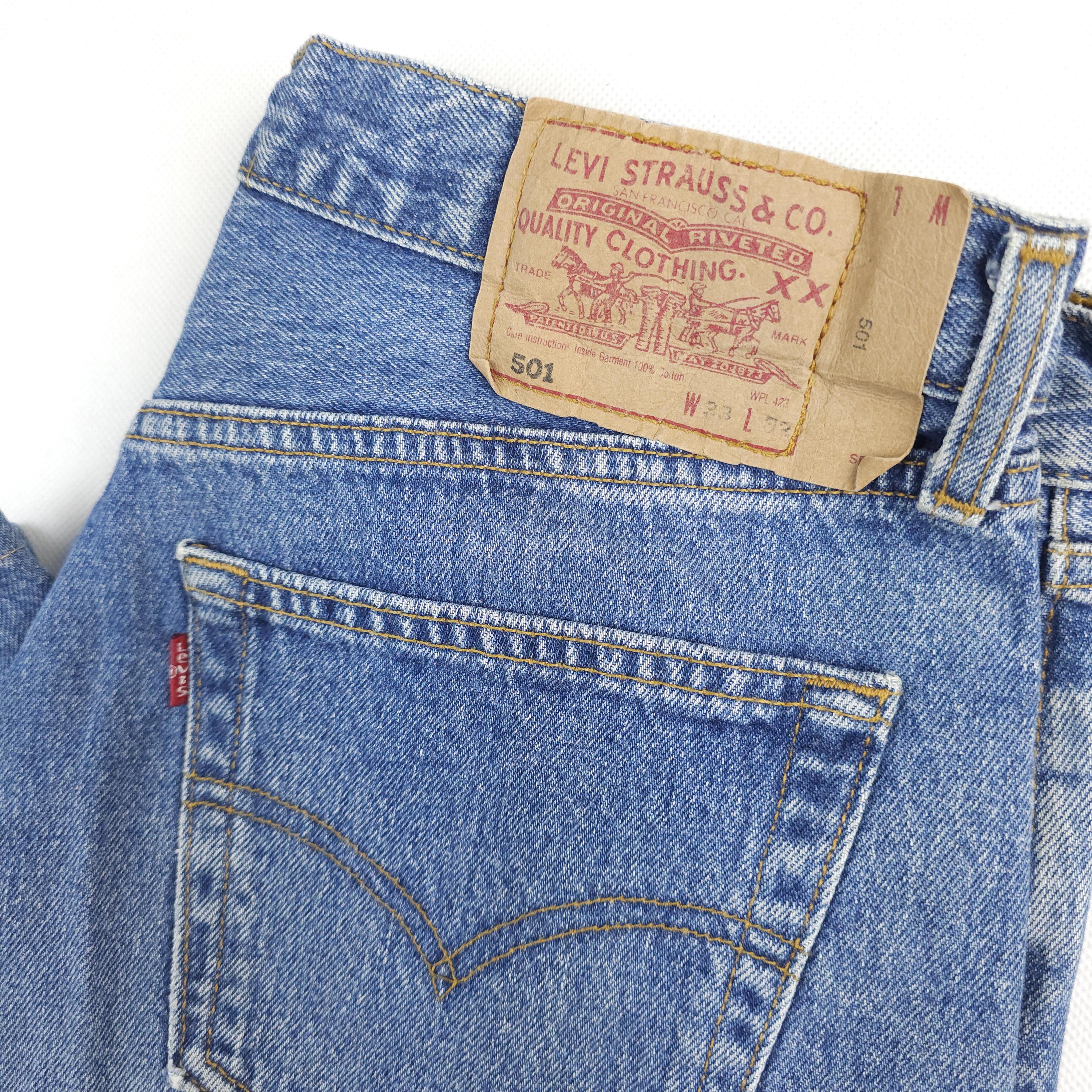96' Vintage Levi's 501 W31 L30 Light Blue Jeans Faded Vtg Levis