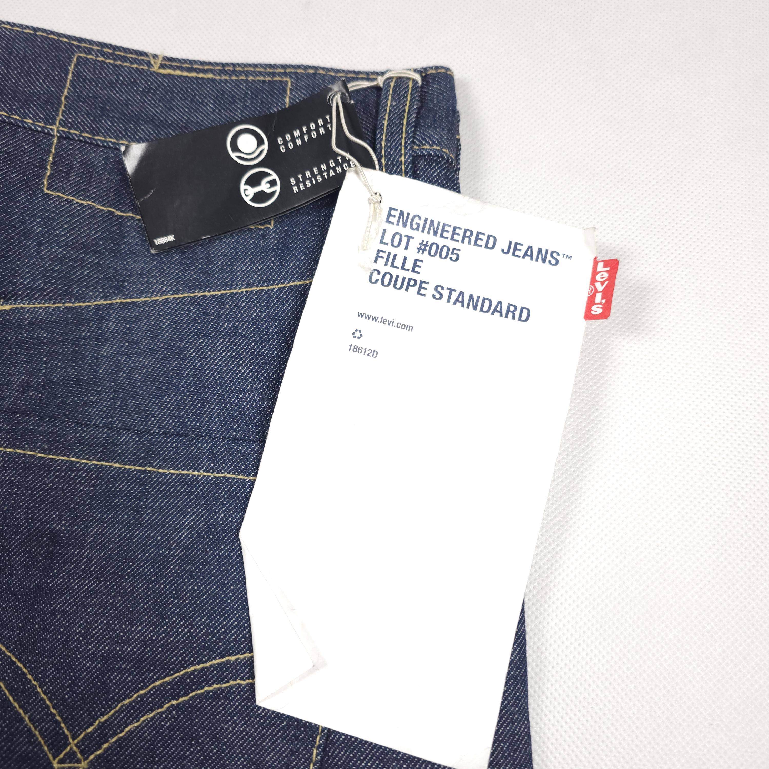 New Deadstock Levi's Engineered 30/33 Jeans 00005 Vintage Levi's