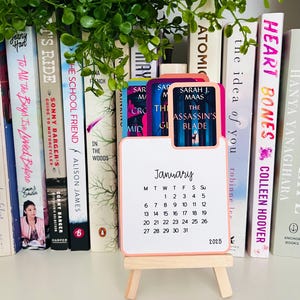 Bookish Mini Desk Calendar- Throne of Glass Themed/ Bookish Gift/ Book Club Gift/ Valentines Day Gift