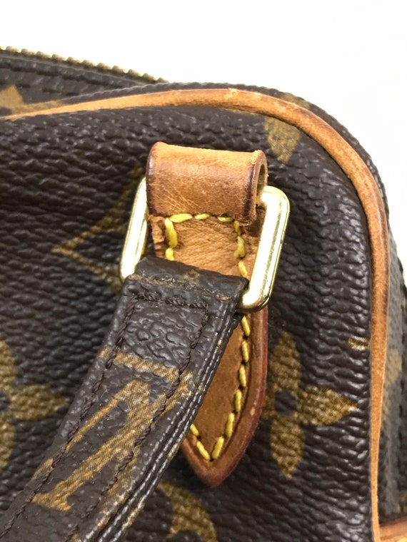 Vintage Unisex Louis Vuitton Marly Bandouliere (Camera Bag