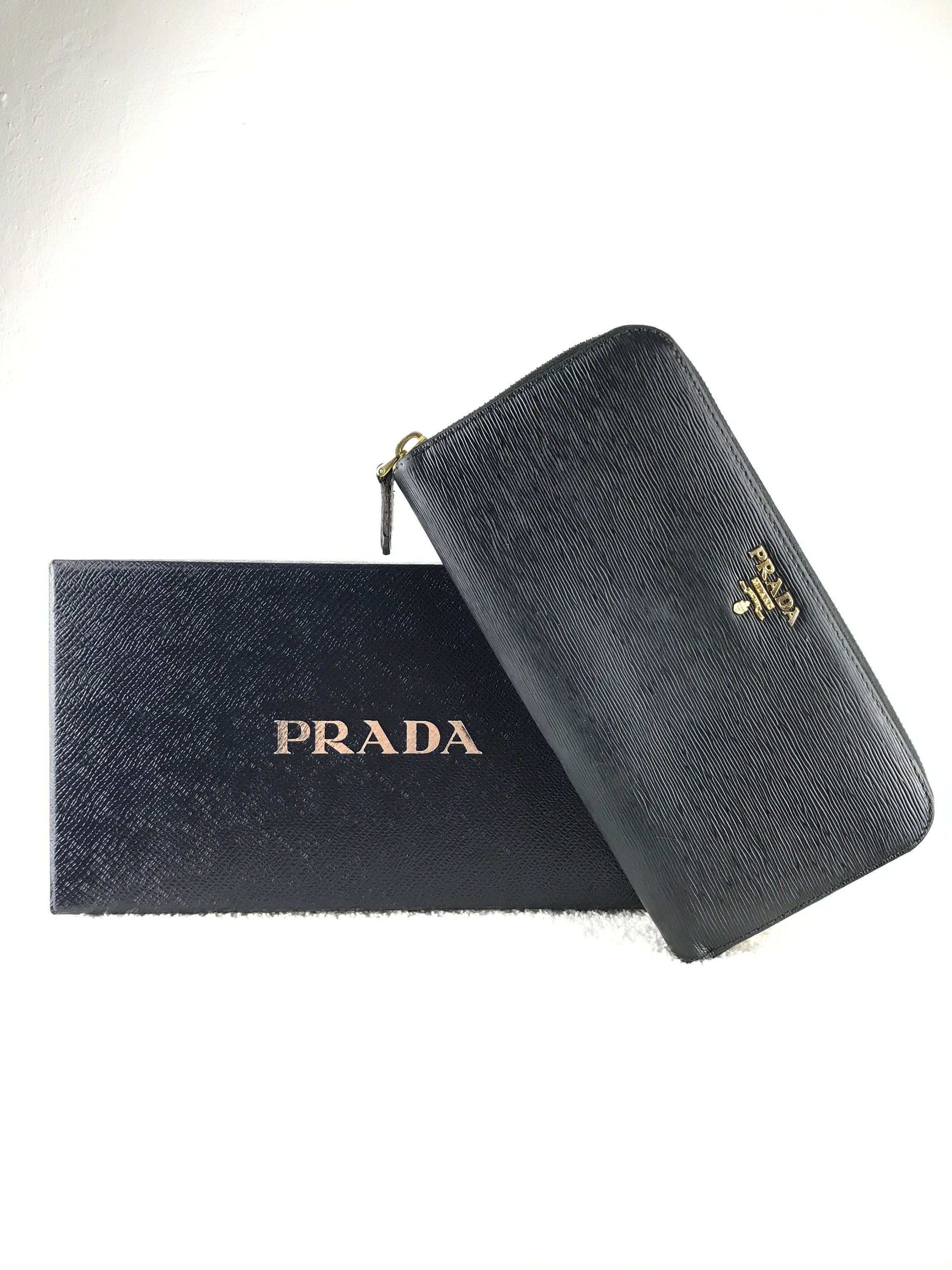 Auth PRADA Saffiano Fiocco Bow Pink Leather Ribbon Key Holder Key