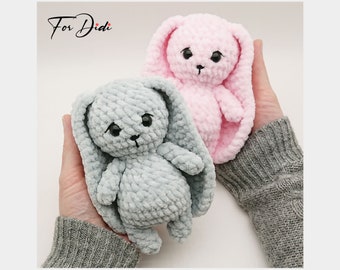 Peluche petit LAPIN. Lapin au crochet personnalisé. Lapin fait main. Lapin de Pâques en peluche. Lapin au crochet. Petit lapin en peluche. Cadeau de Pâques.