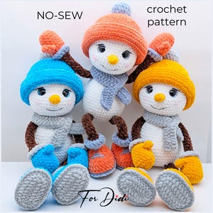 SNOWMAN crochet pattern – large no sew plush Christmas shelf sitter toy, winter home decor.