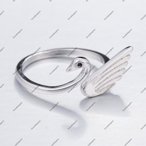 Sterling Silver Swan Ring: Minimalist Animal Jewelry