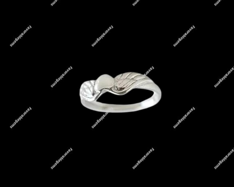 Winged Heart Ring • Sterling Silver Angel Heart Ring • Dainty Guardian Angel Ring • Celestial Love Jewelry • Spiritual Gift For Her