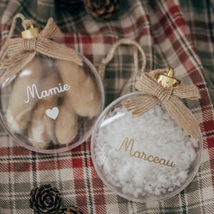 Boule de Noël personnalisée – décoration suspendue fleurs séchées ou neige – cadeau personnalisé – décor de sapin