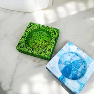 Ashtrays, Handmade Resin Trays, Shimmery, Customizable, Gifting, Smokers, End Table, Bedroom, 2 Styles, Glitters, Micas, Glow Options