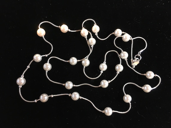 Vintage Flapper Pearl Necklace - image 1