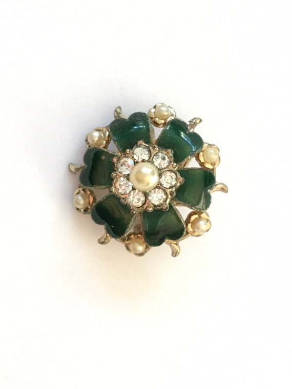 Vintage Signed Coro Pearl & Rhinestone Pin - image 1