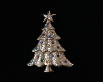 Vintage Signed Liz Claiborne Rhinestone Christmas Tree Pin