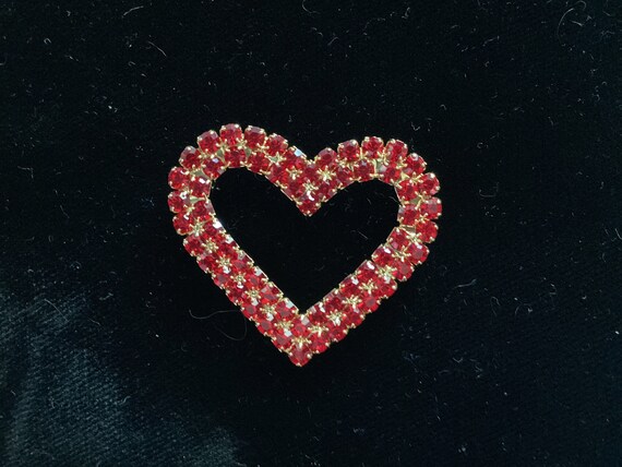 Vintage Ruby Red Rhinestone Heart Pin - image 1