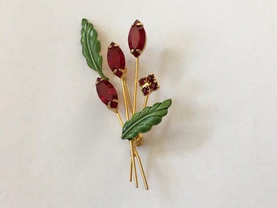 Vintage D & E Rhinestone Floral Bouquet Pin - image 1