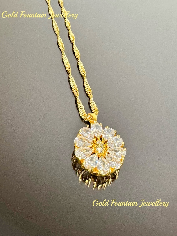 22K Gold Filled Lady's Cubic Zirconia Crystal Flower Pendant With 45cm/18" Wave Chain, Stamped Ref:-88