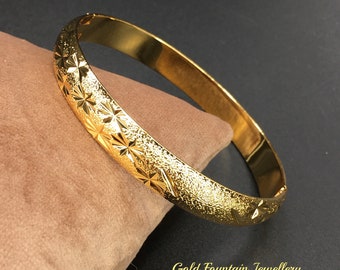 Size 2.8 24K, 24ct  Carat Lady’s Woman’s Gold Filled Bangle 30grams Ref:-307