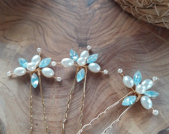 Delicate bridal 3 blue hair pins, rhinestones, pearls, jewels, bride, wedding prom something blue