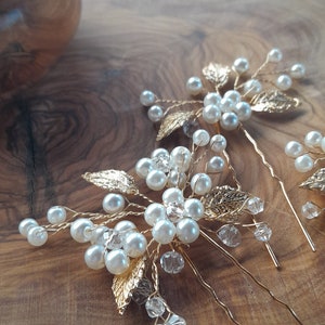 Bridal flower gold Hair pins 3pcs delicate pearls gold leaves bridesmaids prom Bild 3