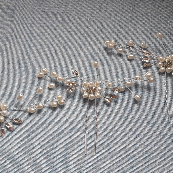 Bridal hair pins 3pcs white delicate flowers faux jewels silver wedding bridesmaids bride