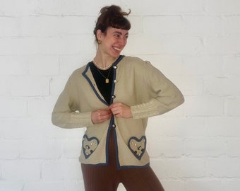 Vintage Folklore Cardigan Beige with Heart Motif and Embroidered Buttons - Romantic 80s 90s Women's Knit Jacket