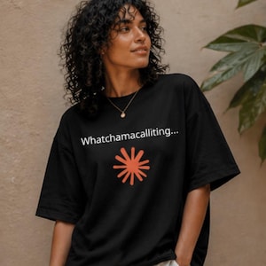 Divertida camiseta de Claude AI / Camiseta ingeniosa con juego de palabras sobre IA / Regalo para desarrolladores y amantes de la tecnología / Camiseta gráfica unisex