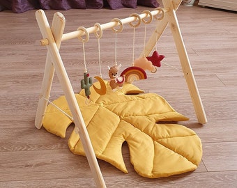 Baby Gym Activity Center Natural Color Handmade Baby Gym with 5 Hanging Toys Untreated Beechwood and Cotton Montessori Toy Cowboy Wild West